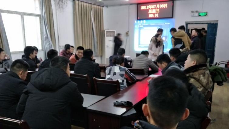 淮北市2016年冬季退役士官于1月9日在淮北职业技术学院开展技能培训